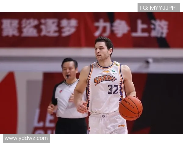 上海篮球队整体压制体系的战术解析与实战应用探讨 上海篮球队整体压制体系的战术解析与实战应用探讨